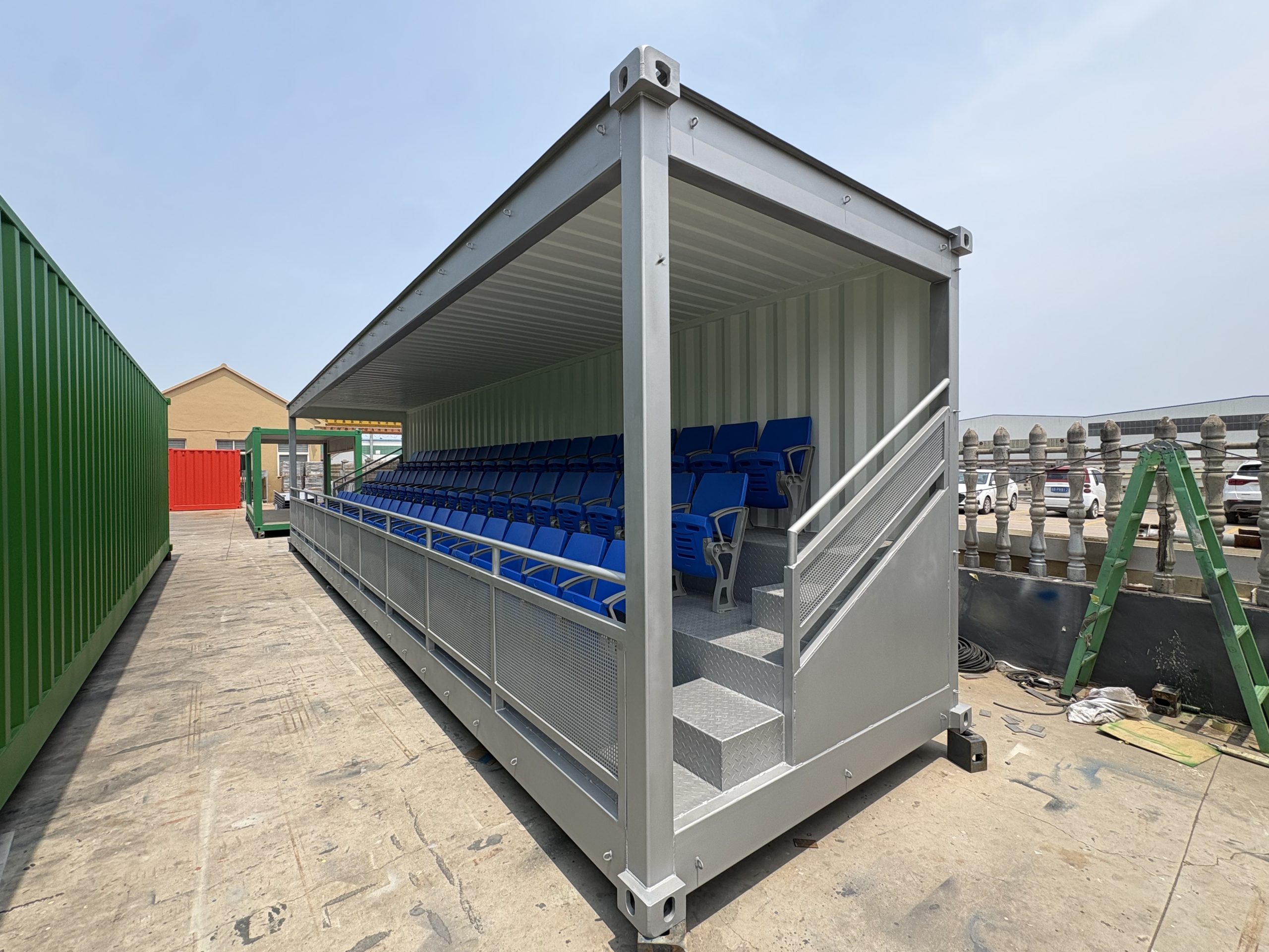 40HC Tribünencontainer – Mobile Zuschauertribüne aus Stahl – Bild 3