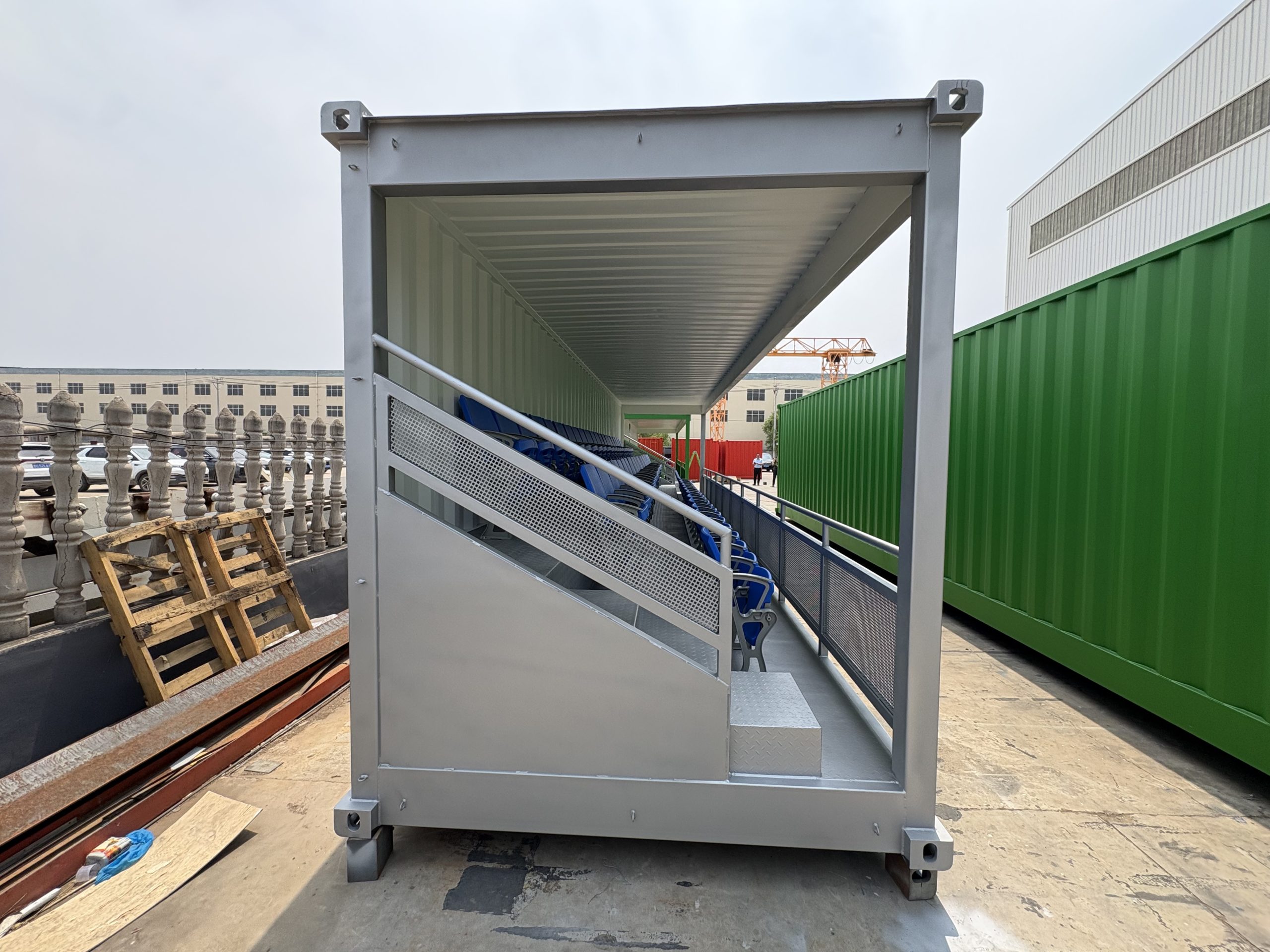 40HC Tribünencontainer – Mobile Zuschauertribüne aus Stahl – Bild 6