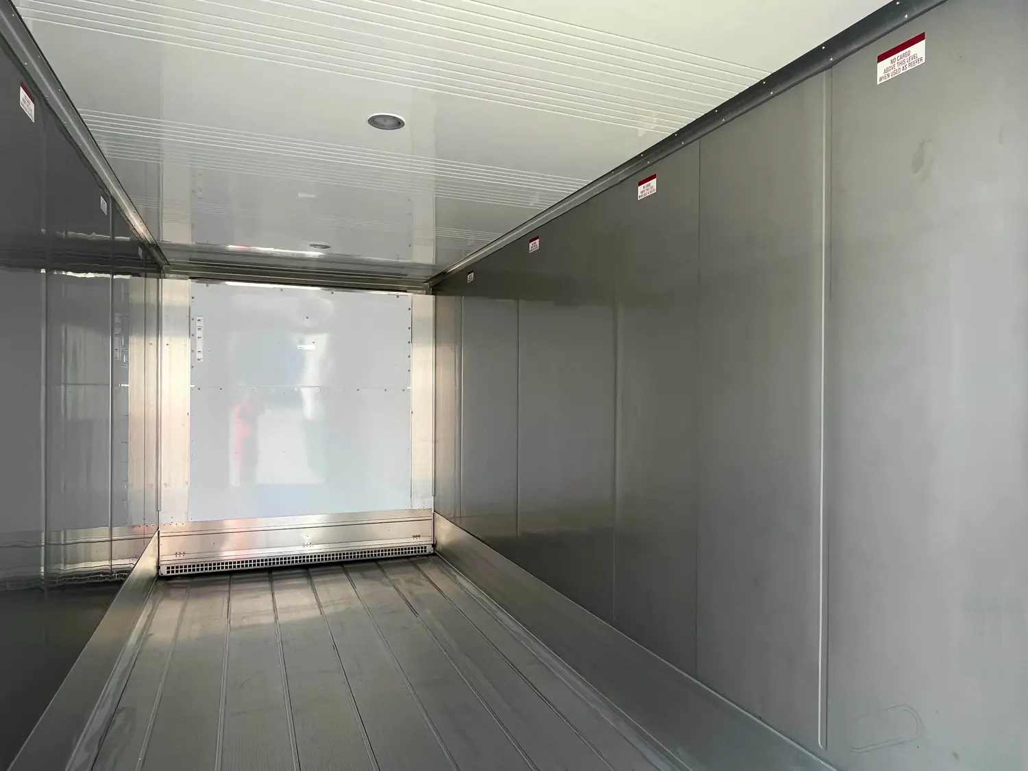 20′ High Cube Reefer Container mit versenkter Butcher-Tür – Bild 13