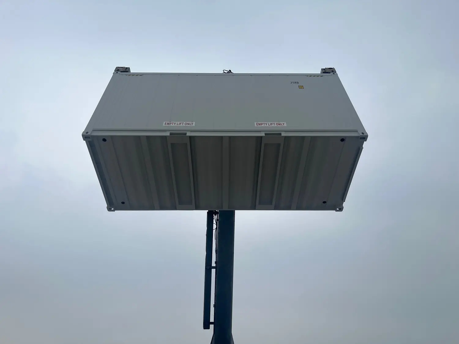 20′ High Cube Reefer Container mit versenkter Butcher-Tür – Bild 16