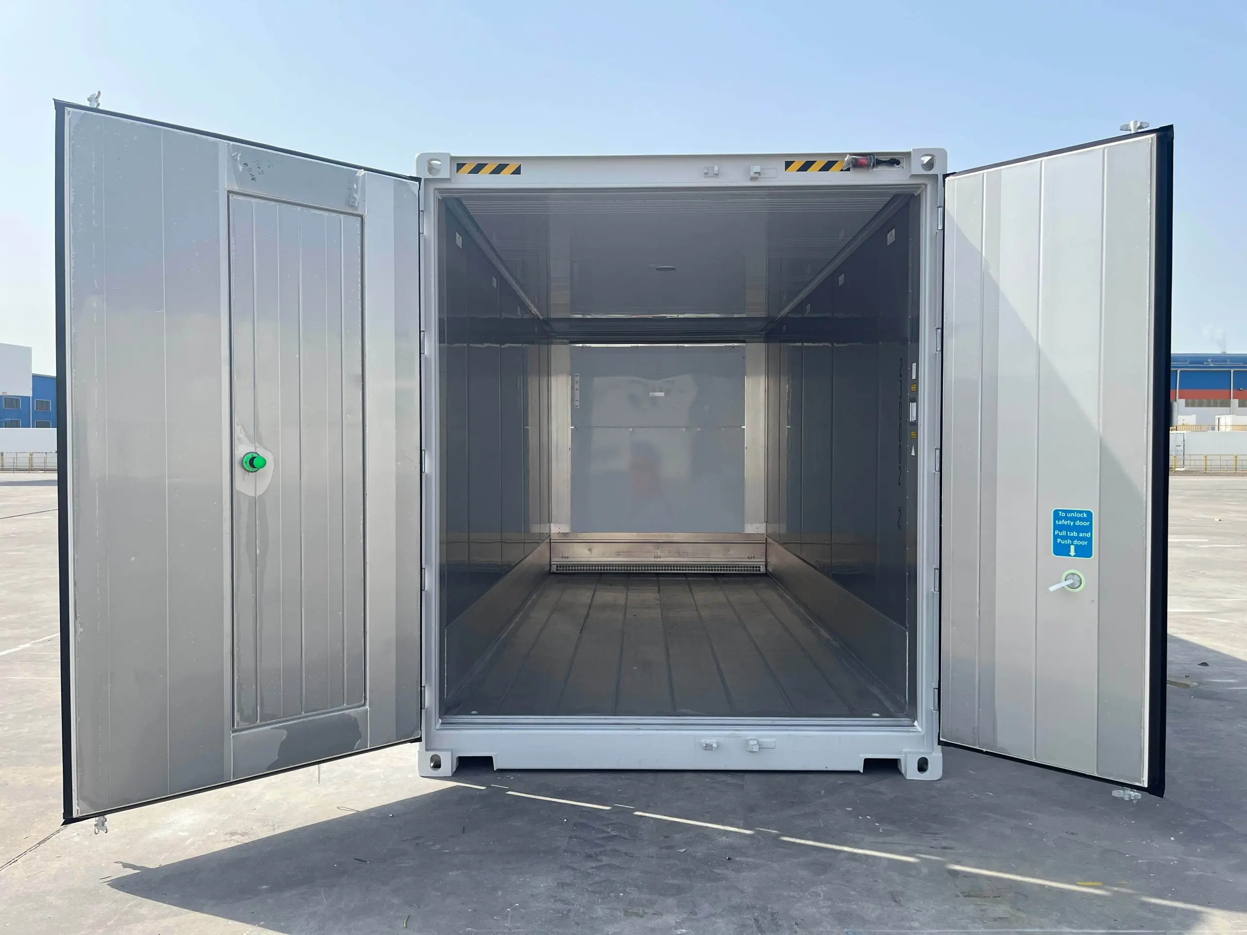 20 Fuß High Cube Kühlcontainer mit Personaltür – Bild 19