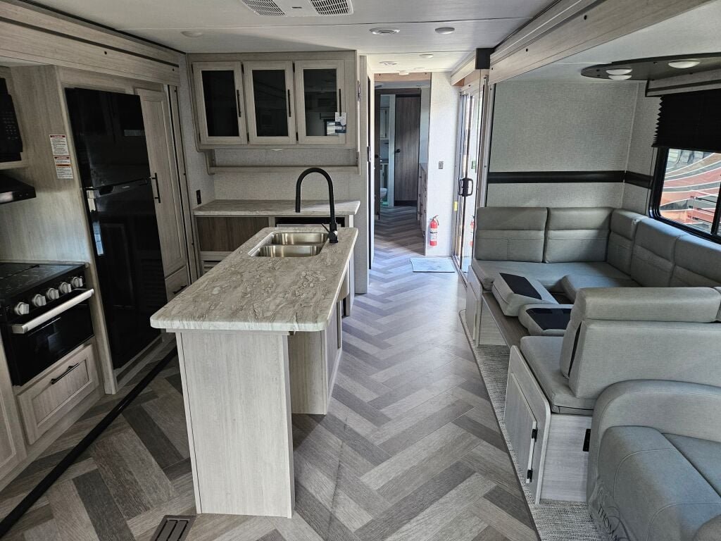 2024 Crossroads Zinger ZR380FB – Bild 7
