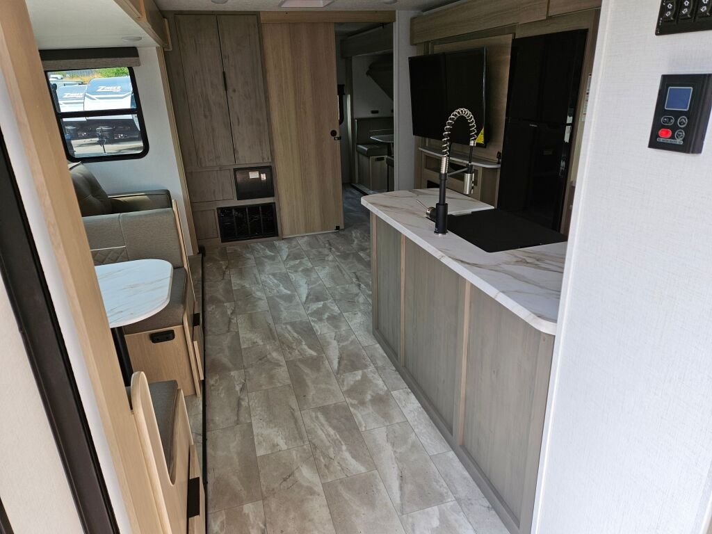 Dutchmen Kodiak Ultimate 3321BHSL Wohnwagen (2025) – Bild 7