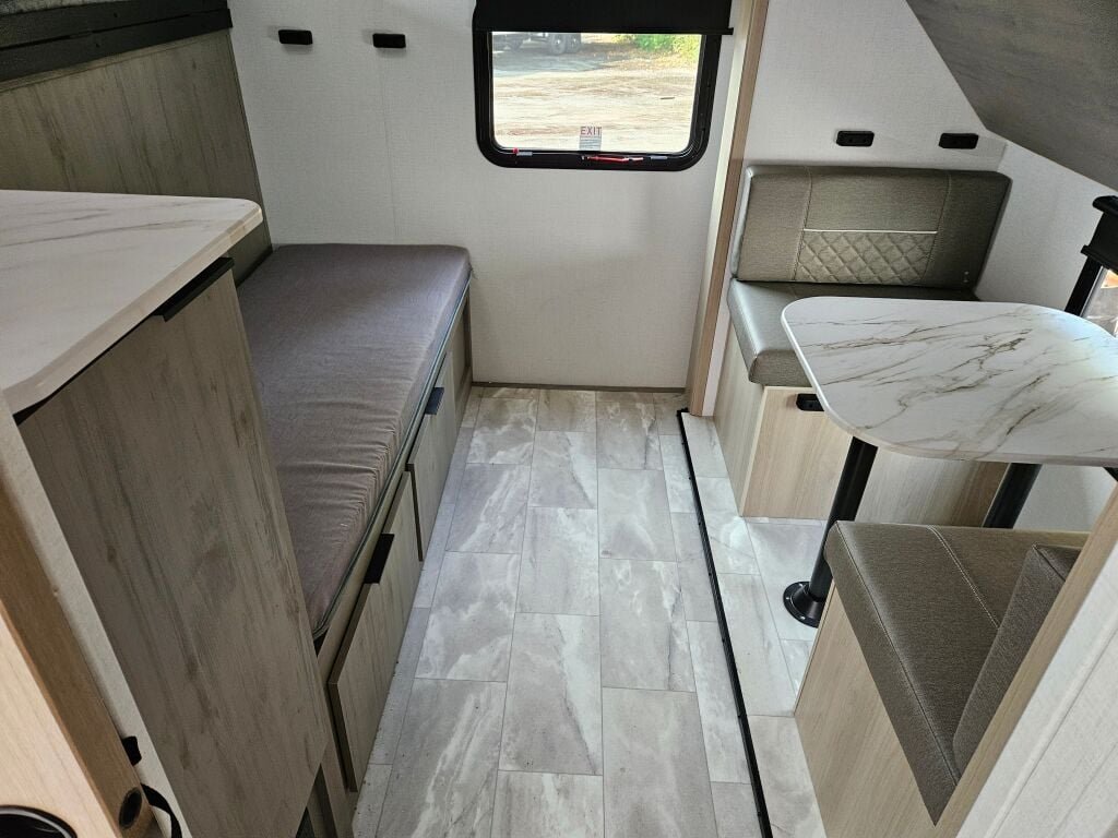 Dutchmen Kodiak Ultimate 3321BHSL Wohnwagen (2025) – Bild 10