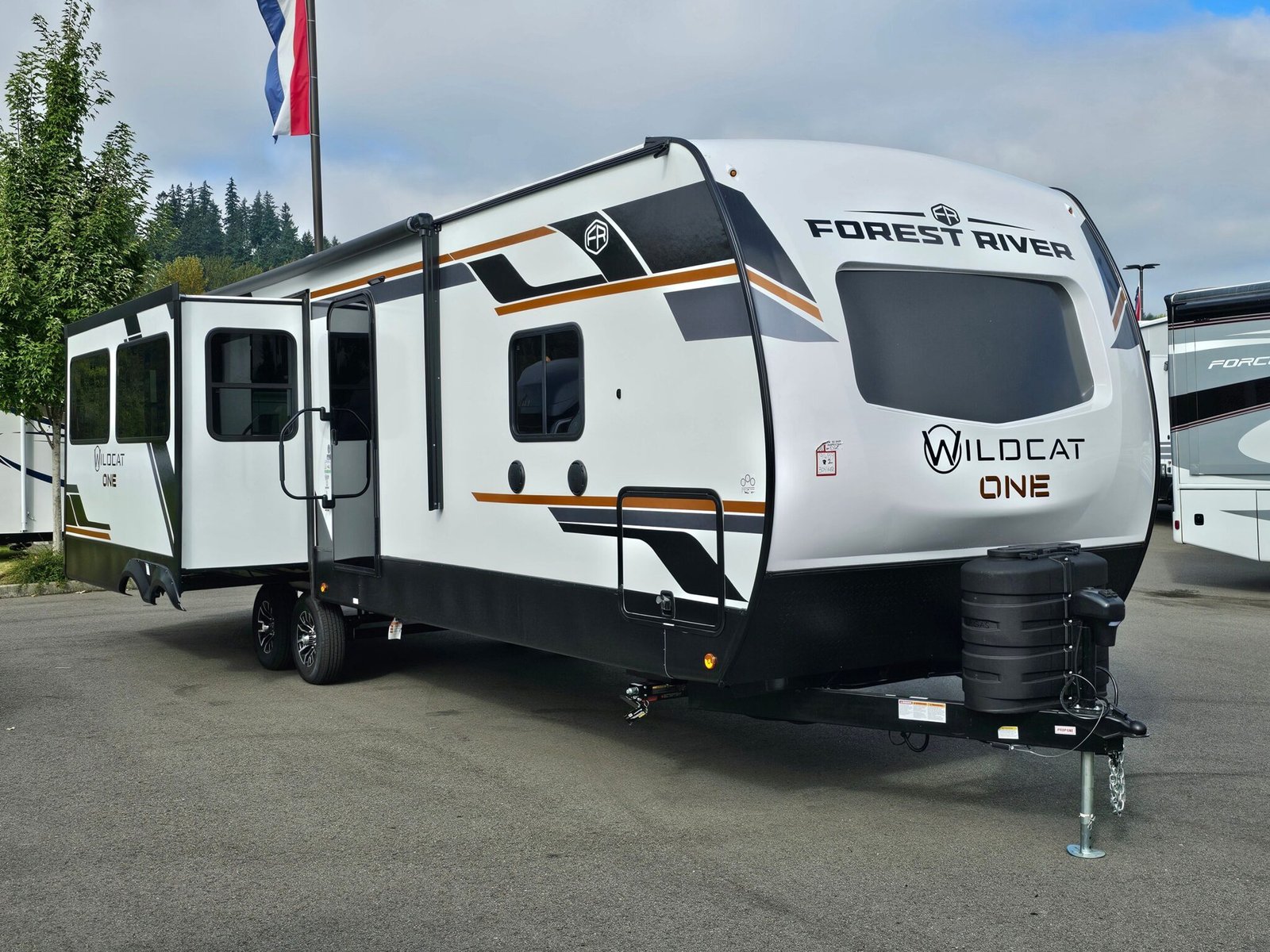 2025 Forest River Wildcat 304MBX – Bild 28