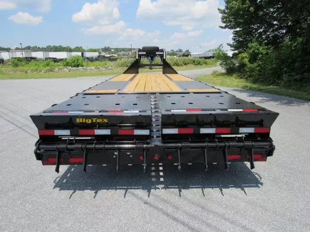 Big Tex 8,5 x 25 Heavy-Duty Gooseneck-Maschinentransportanhänger – Bild 7