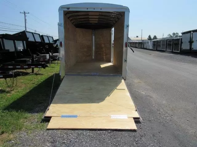 Carry On 7 x 14 Enclosed V-Nose Cargo Trailer 6″ Extended Height – Bild 6
